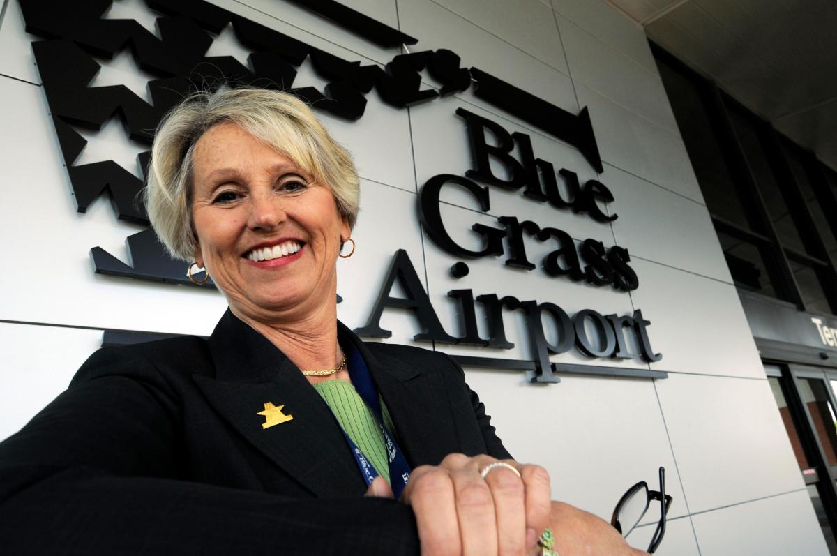 Blue grass airport lady with a lady
