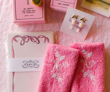 Vintage & Modern Gifts